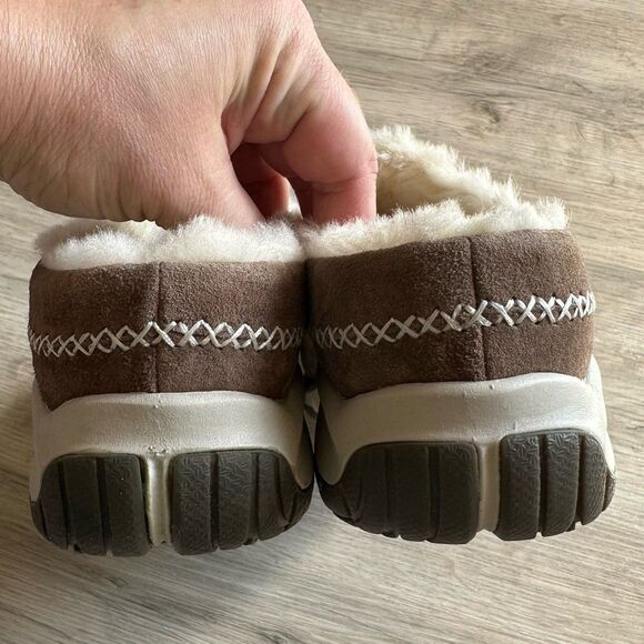 Merrell Encore Ice 4 Sheepskin Fur Lined Suede Slides Women’s Size 8W 8 WIDE - Picture 7 of 10